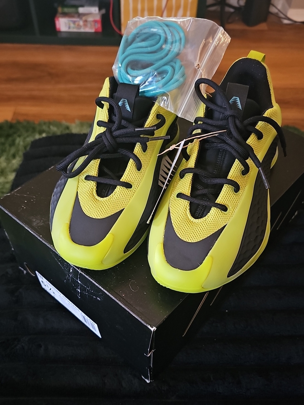 Anthony Edwards 1 Low